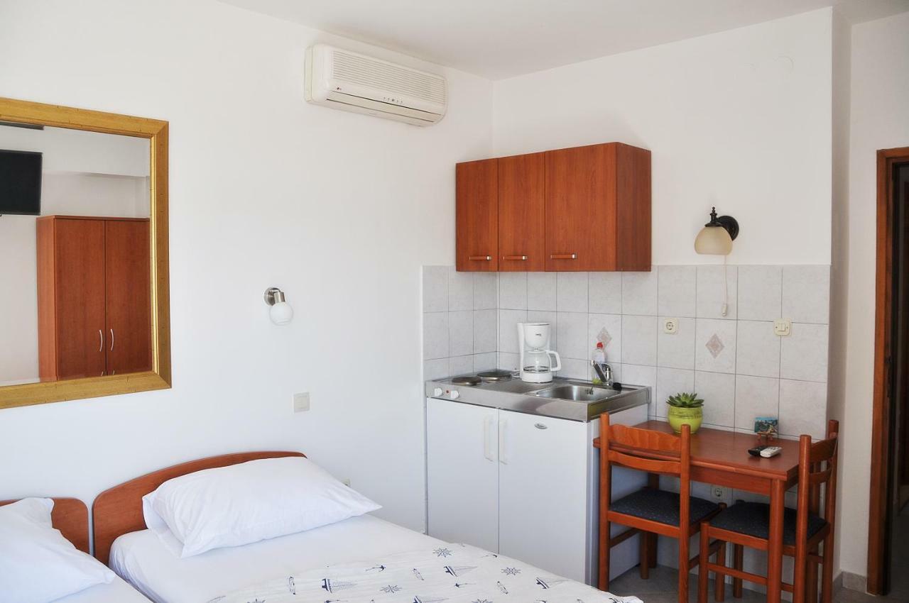 Sunrise Studio Apartments 3 Lokva Rogoznica Esterno foto