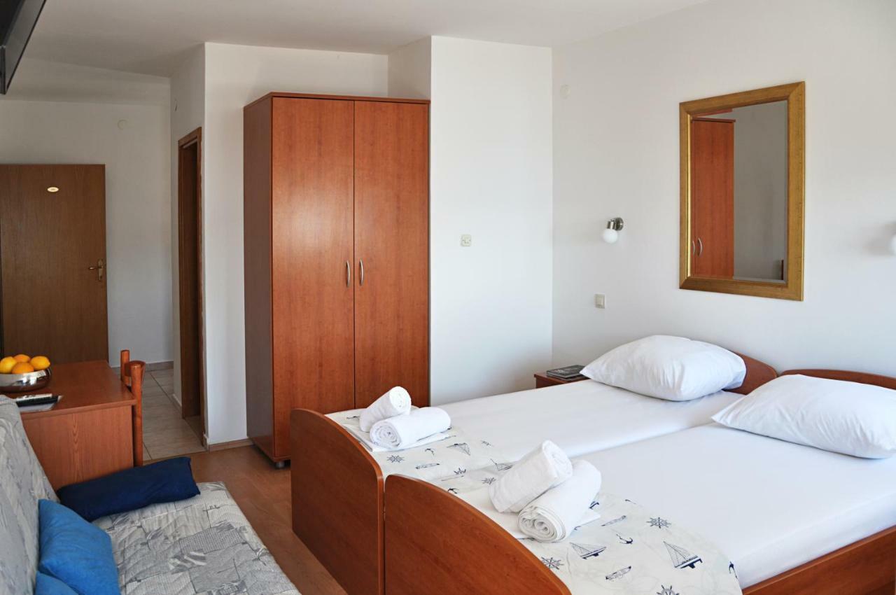 Sunrise Studio Apartments 3 Lokva Rogoznica Esterno foto