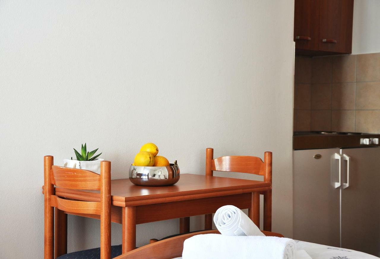 Sunrise Studio Apartments 3 Lokva Rogoznica Esterno foto